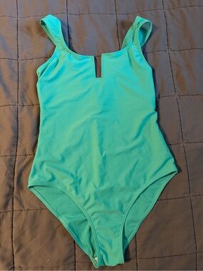 NWOT Serra (Aldi) Turquoise Swimsuit. Sized medium fits like a small